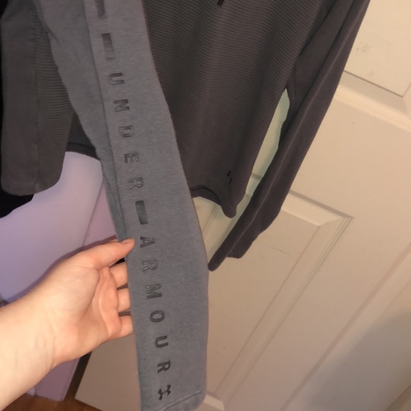 Under Armour Hoodie - Picture 4 of 8